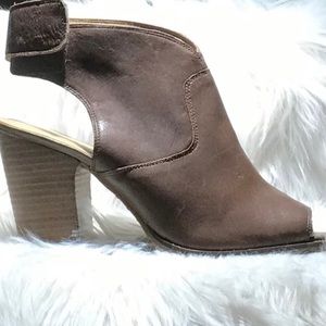 ✨👡✨ NWOT Lucky Brand -